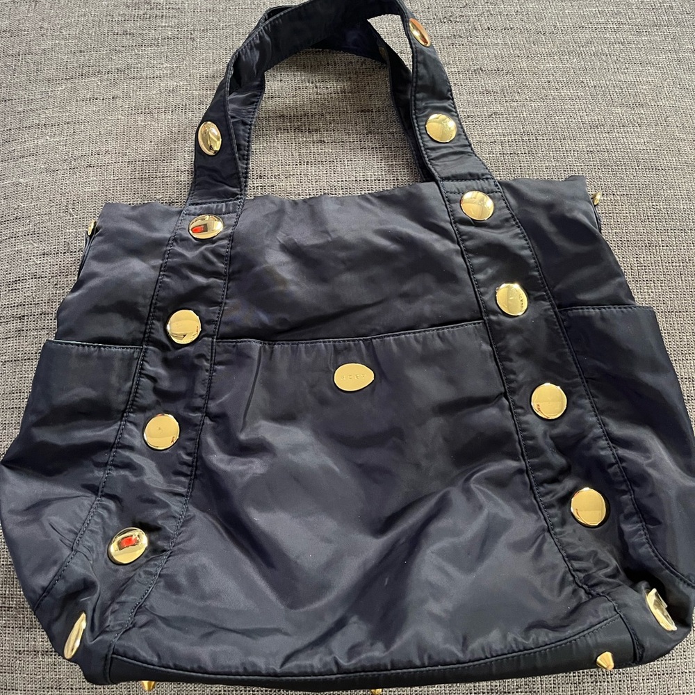 NEST Fragrances Black Nylon Tote bag